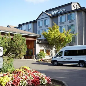Radisson Airport *** Portland